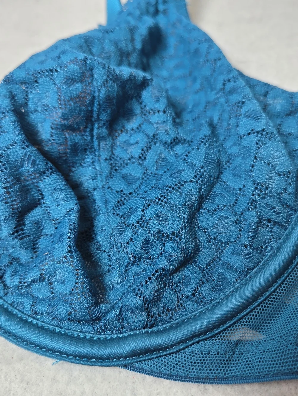 Victoria's Secret Teal and Yellow Lace Bra 34DD